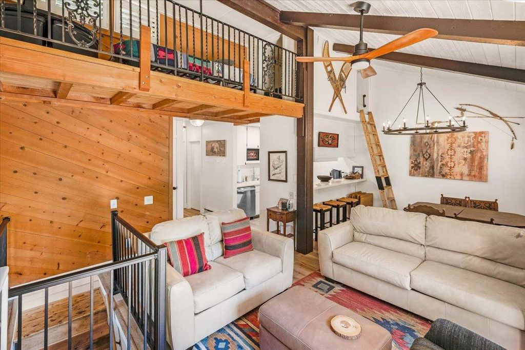 Image 6 of property listing at 40814 Mill Run Lane, Shaver Lake, CA 93664