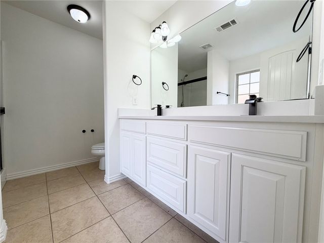 2912 S D Place, Rogers, AR 72756