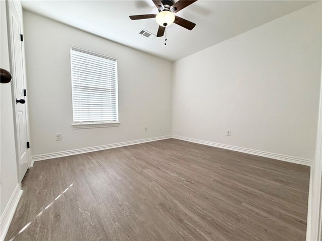 2912 S D Place, Rogers, AR 72756