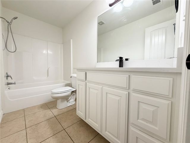 2912 S D Place, Rogers, AR 72756