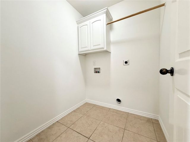 2912 S D Place, Rogers, AR 72756