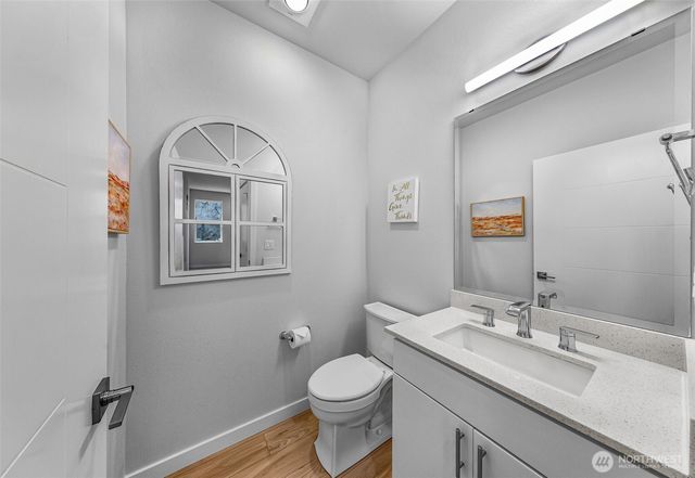 22425 69th Place W, Mountlake Terrace, WA 98155
