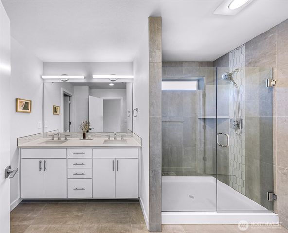 22425 69th Place W, Mountlake Terrace, WA 98155