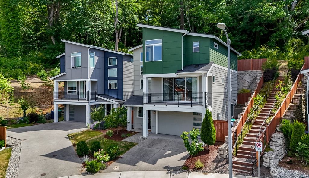 22425 69th Place W, Mountlake Terrace, WA 98155