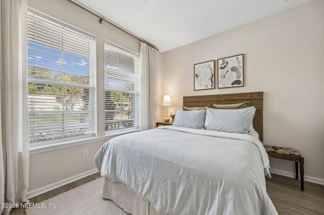 418 S 8TH Street, Fernandina Beach, FL 32034