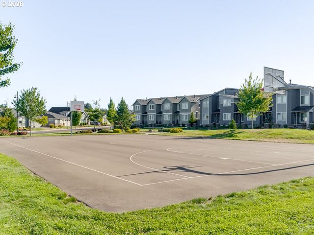 7359 Se Treeline St, Hillsboro, OR 97123