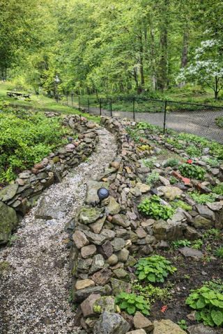 310 Oak Lane, Newburgh, NY 12550