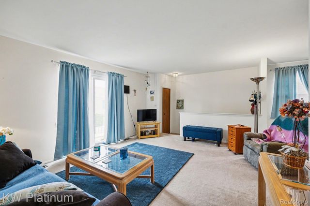 44566 N Bunker Hill Drive 100, Clinton Charter Township, MI 48038