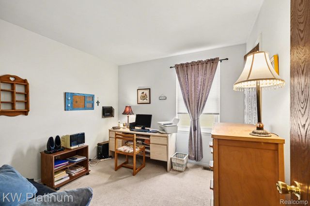 44566 N Bunker Hill Drive 100, Clinton Charter Township, MI 48038