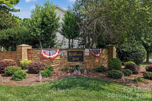 9231 Mitchell Glen Drive, Charlotte, NC 28277
