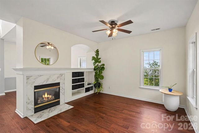 9231 Mitchell Glen Drive, Charlotte, NC 28277