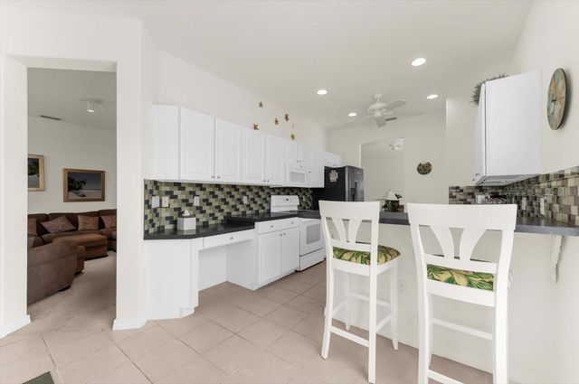 4500 STREAMSIDE COURT 1408, Sarasota, FL 34238