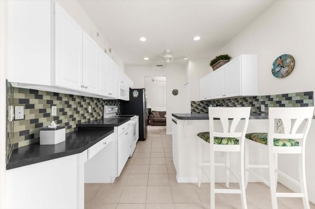 4500 STREAMSIDE COURT 1408, Sarasota, FL 34238