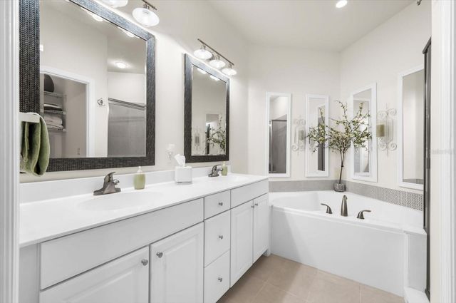 4500 STREAMSIDE COURT 1408, Sarasota, FL 34238