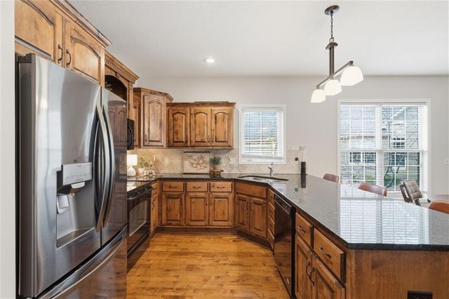 14801 Meadow Lane, Leawood, KS 66224
