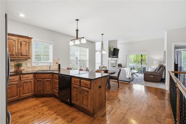 14801 Meadow Lane, Leawood, KS 66224
