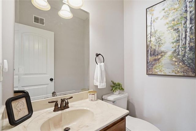14801 Meadow Lane, Leawood, KS 66224