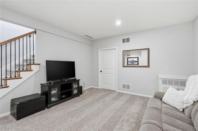14801 Meadow Lane, Leawood, KS 66224