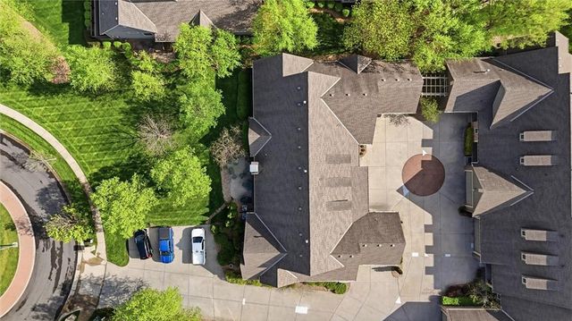 14801 Meadow Lane, Leawood, KS 66224