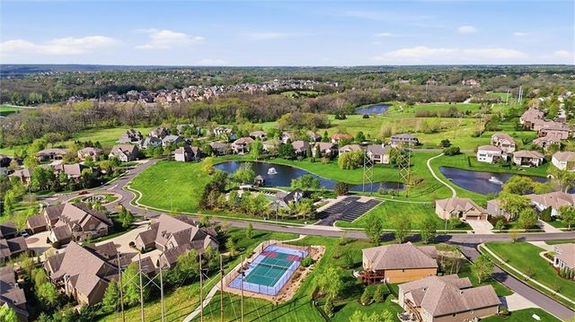14801 Meadow Lane, Leawood, KS 66224