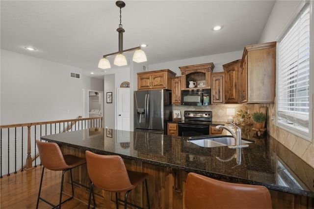 14801 Meadow Lane, Leawood, KS 66224