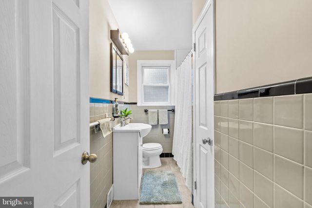 15 VIRGINIA AVE, Cherry Hill, NJ 08002