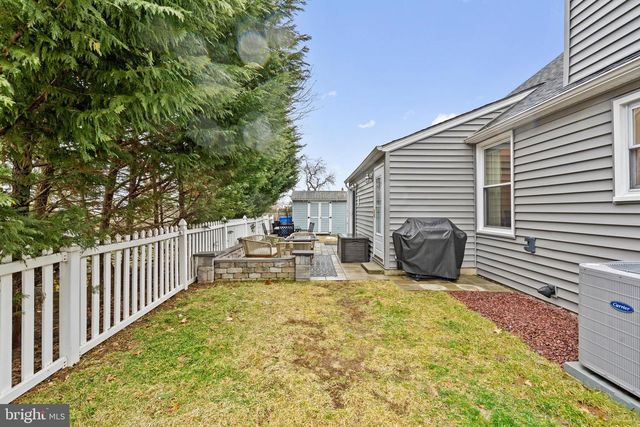 15 VIRGINIA AVE, Cherry Hill, NJ 08002