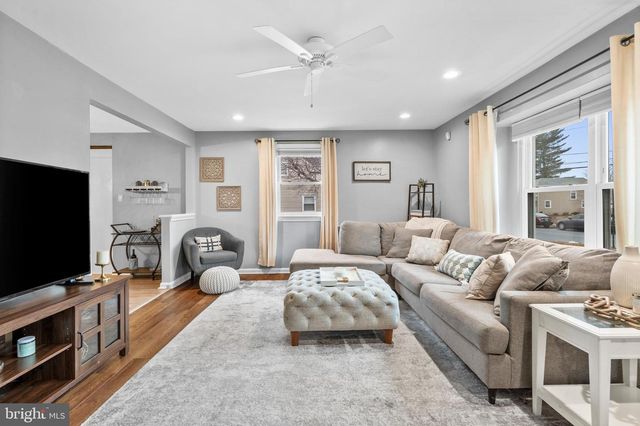 15 VIRGINIA AVE, Cherry Hill, NJ 08002