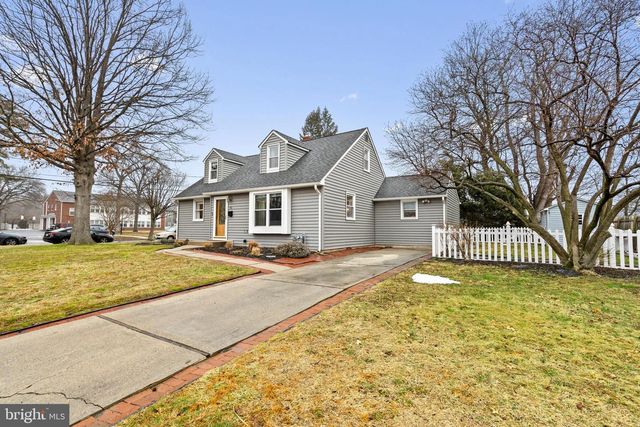 15 VIRGINIA AVE, Cherry Hill, NJ 08002