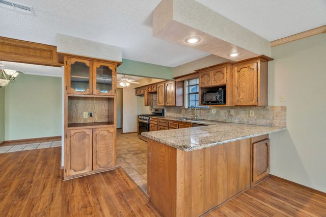 2716 Plover Lane, Irving, TX 75060