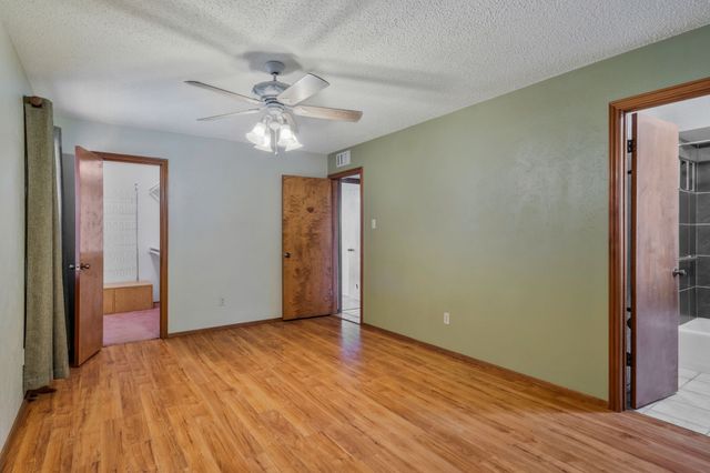 2716 Plover Lane, Irving, TX 75060