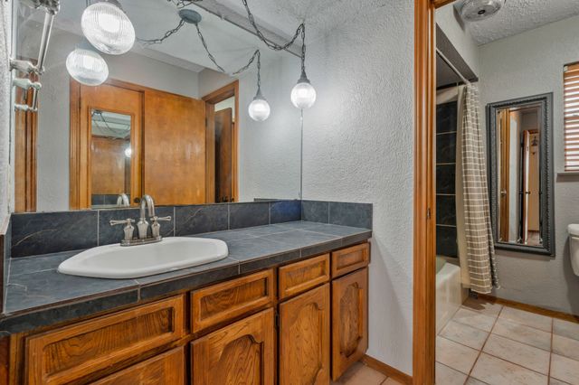 2716 Plover Lane, Irving, TX 75060