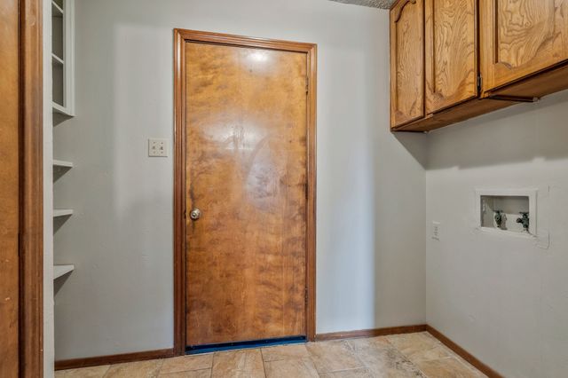 2716 Plover Lane, Irving, TX 75060