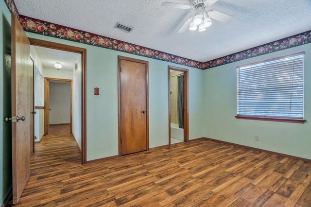 2716 Plover Lane, Irving, TX 75060