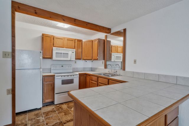 2716 Plover Lane, Irving, TX 75060