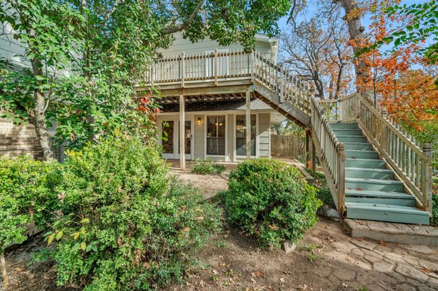 2716 Plover Lane, Irving, TX 75060