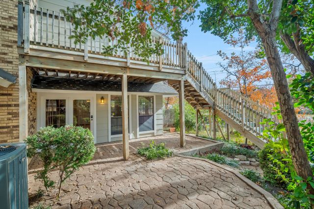 2716 Plover Lane, Irving, TX 75060