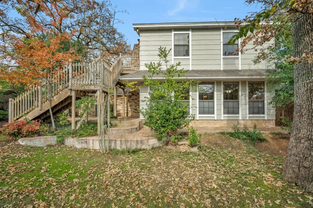 2716 Plover Lane, Irving, TX 75060