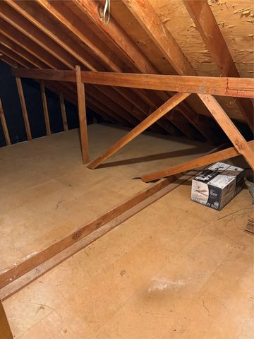 2716 Plover Lane, Irving, TX 75060