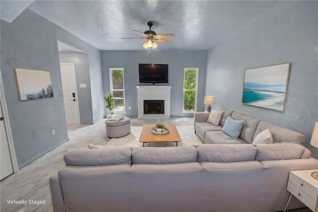 2916 Saint Joseph St A, Corpus Christi, TX 78418 — photo 4