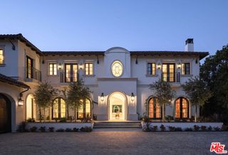 12745 Hanover Street, Los Angeles, CA 90049