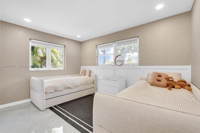 3411 Thomas St, Hollywood, FL 33021