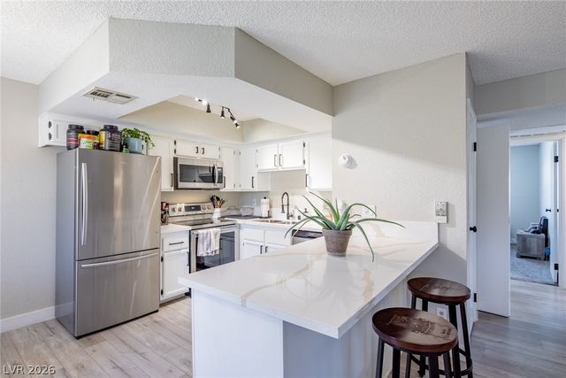 1212 Observation Drive 201, Las Vegas, NV 89128