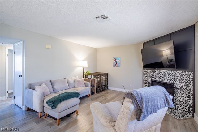 1212 Observation Drive 201, Las Vegas, NV 89128
