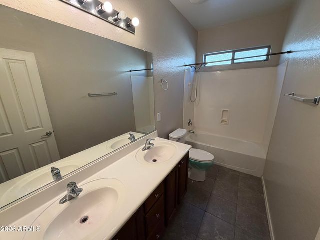 381 S 165TH Drive, Goodyear, AZ 85338