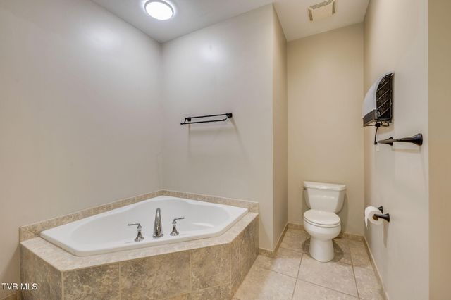 116 Tipton Street 200, Johnson City, TN 37604