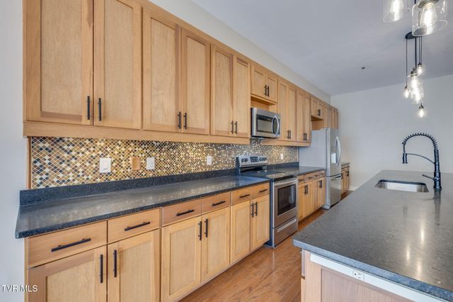 116 Tipton Street 200, Johnson City, TN 37604