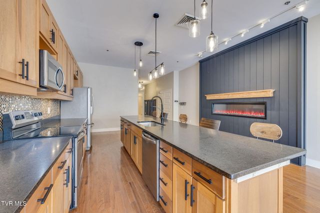 116 Tipton Street 200, Johnson City, TN 37604