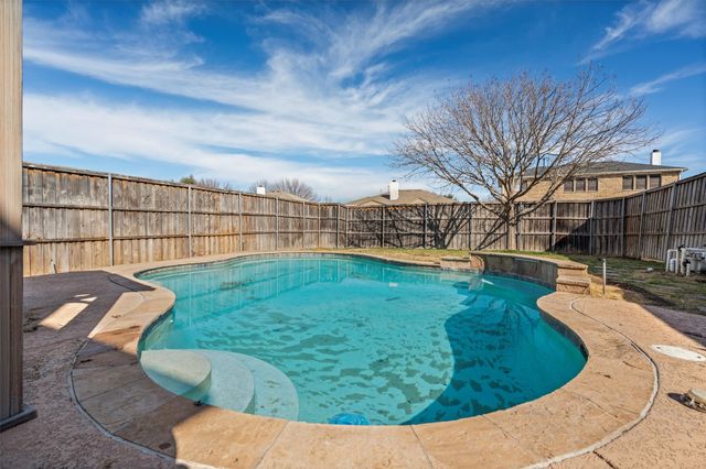 120 Cayman Drive, Lancaster, TX 75146