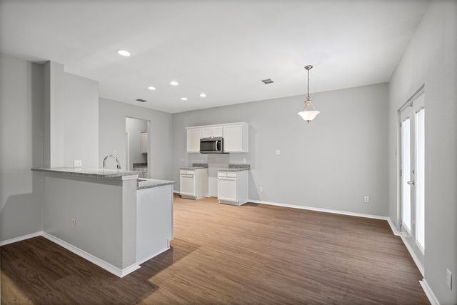 120 Cayman Drive, Lancaster, TX 75146